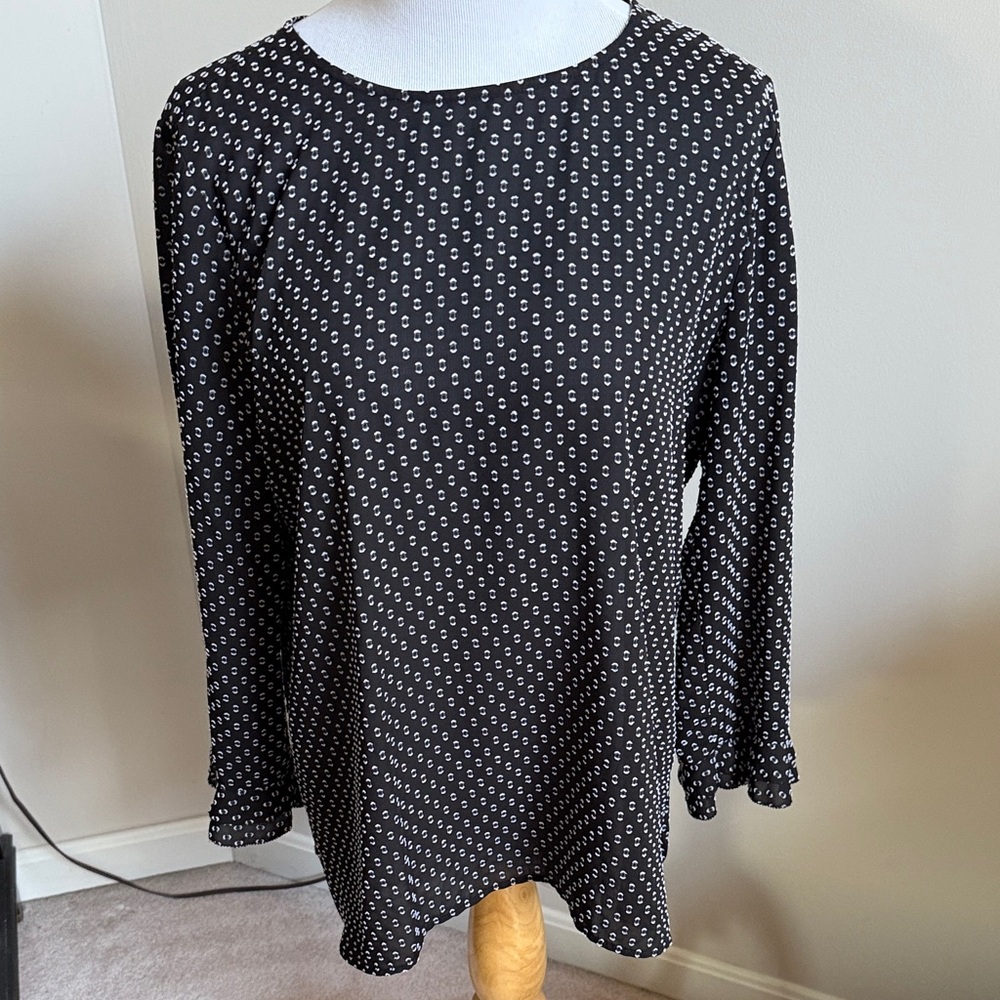 LOFT Black and White Blouse